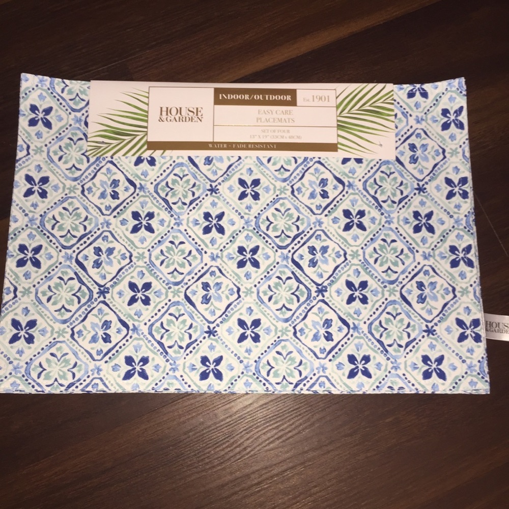 House & Garden 4pk Indoor Outdoor Grecian Tile Placemats NWT - Picture 2 of 5